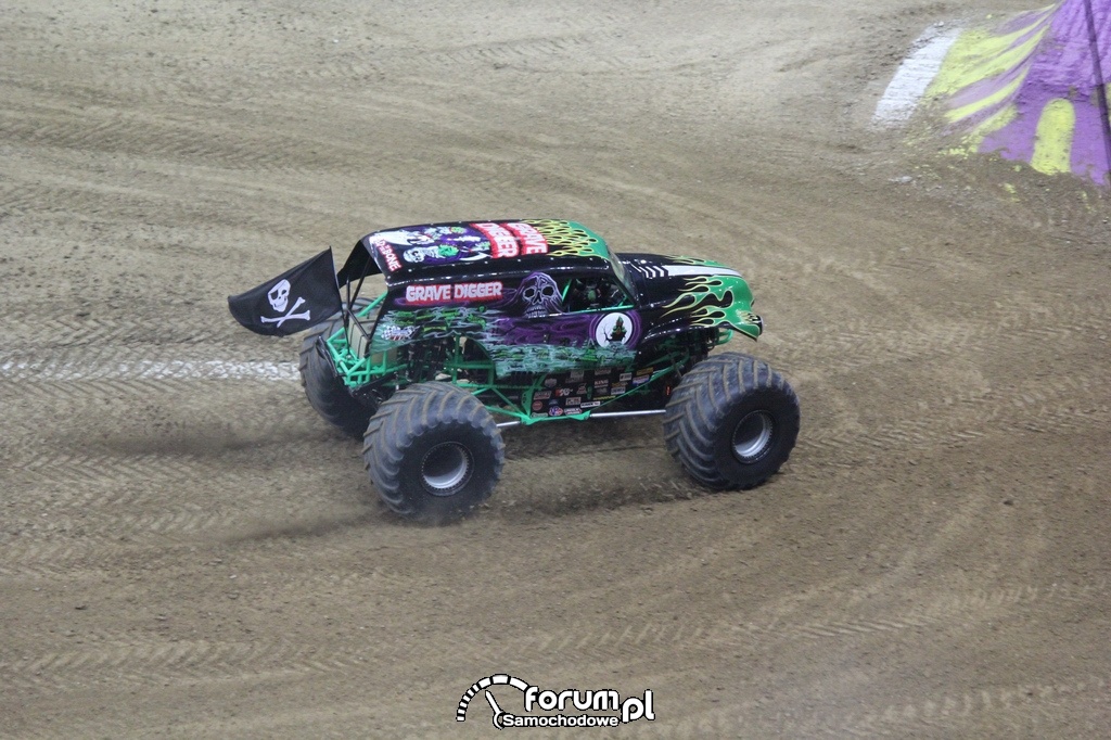 Grave Digger - Monster Truck, 2