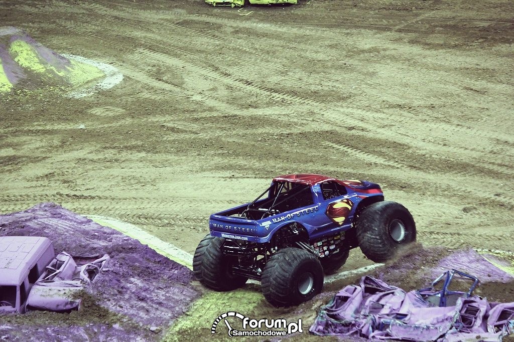 Man of Steel - Monster Truck, 9