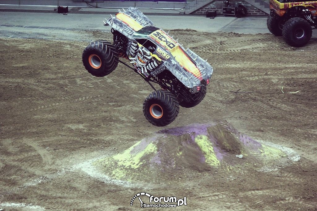 Max-D - Monster Truck, 8