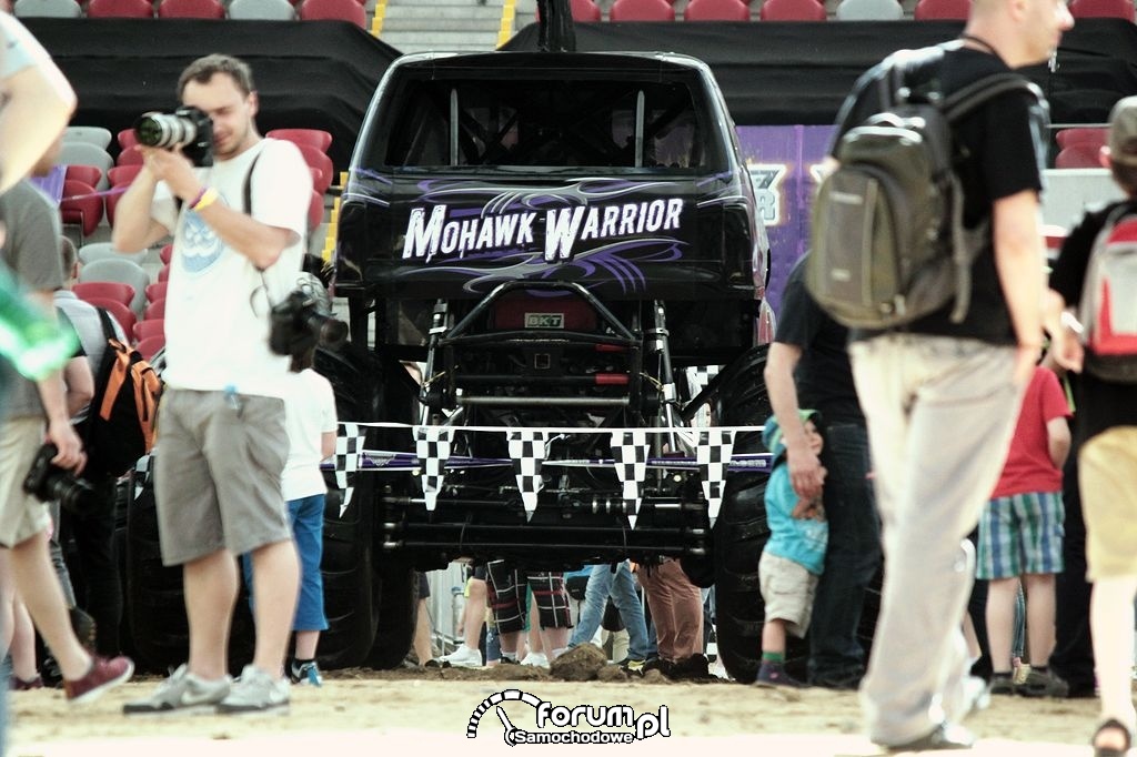 Mohawk Warrior - Monster Truck na Pit Party, 2