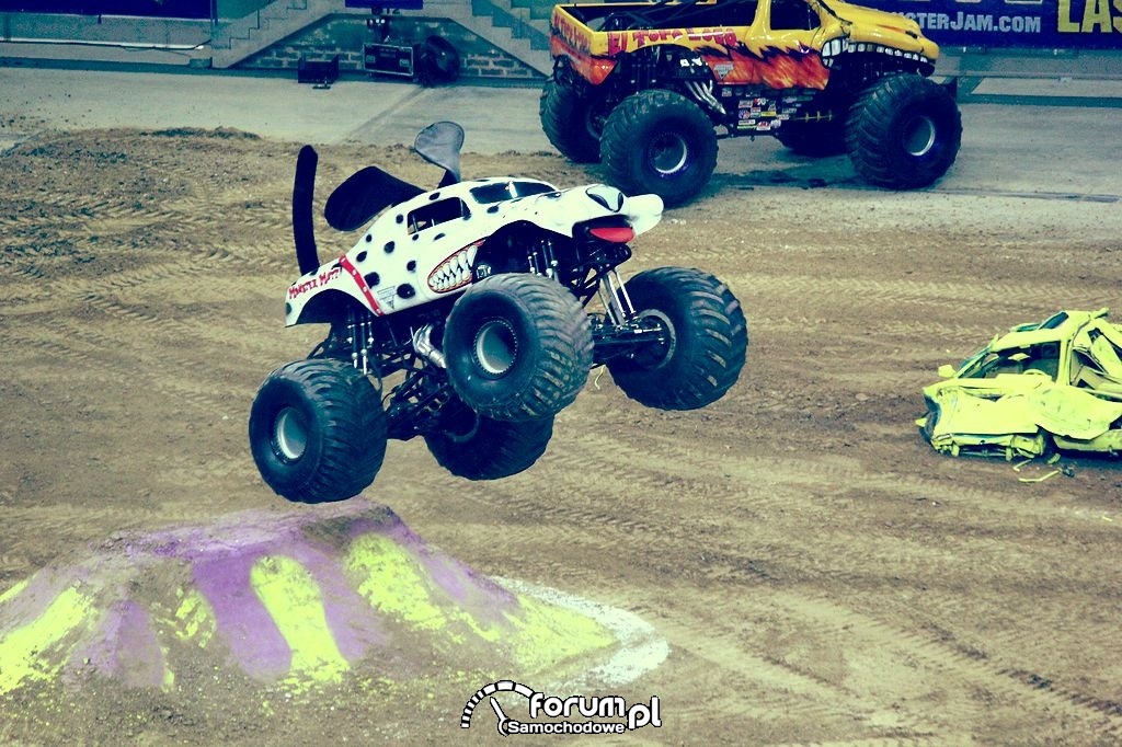 Monster Mutt Dalmatian - Monster Truck, 12