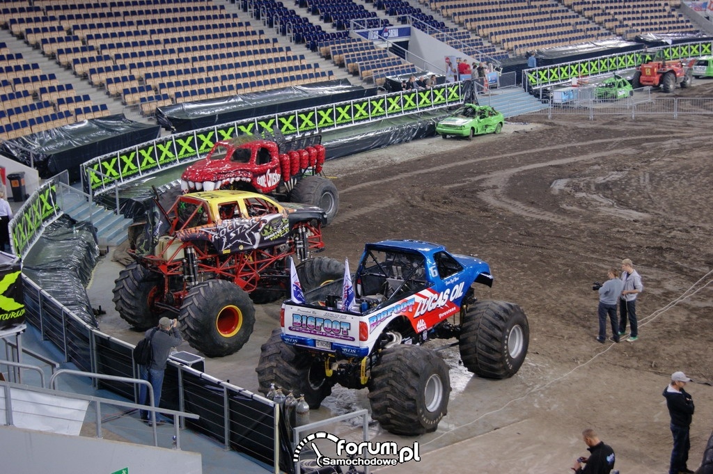 Zawody Monster Truck w Polsce, 7 zdjęcie Monster X Tour