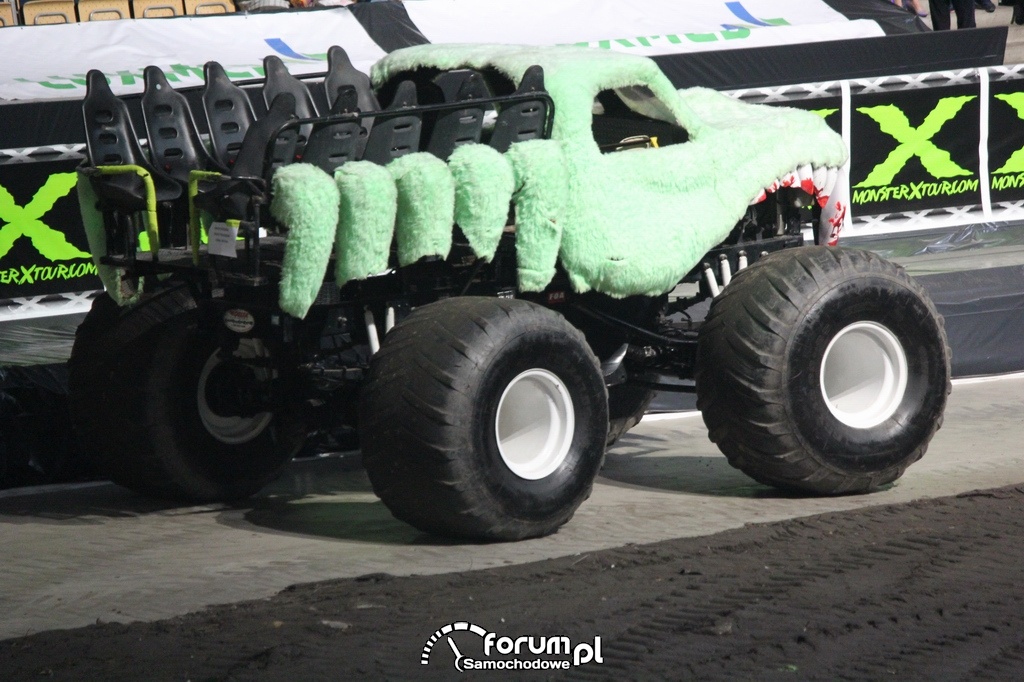 Monster Truck do przewozu ludzi, 4