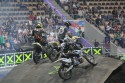 Motocyklowi kaskaderzy z FMX Stunt Riders