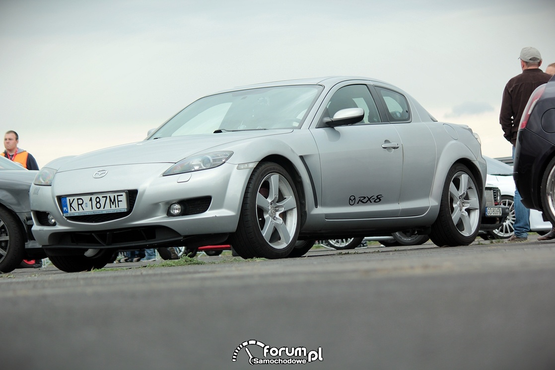 Mazda RX-8, przód