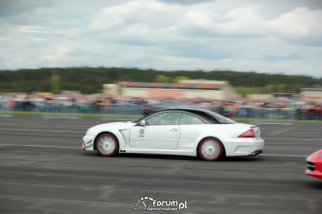 Mercedes w wyścigach równoległych