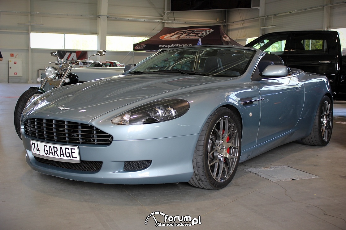 Aston Martin DB9 Volante