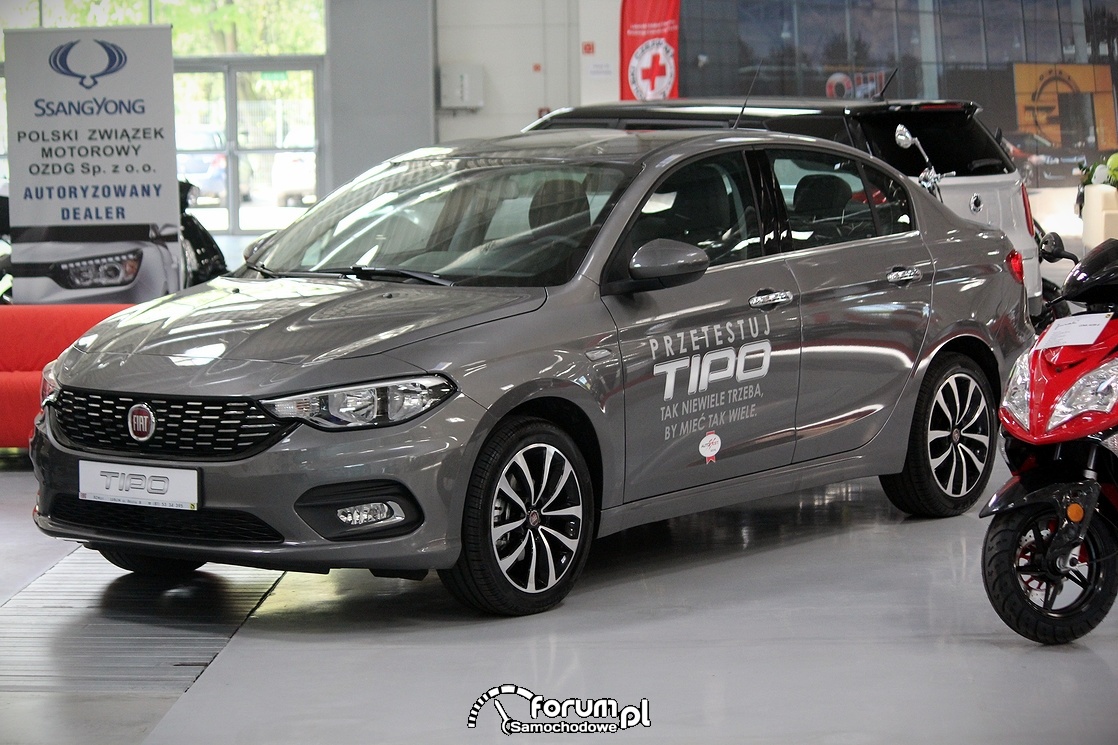 Fiat Tipo, bok