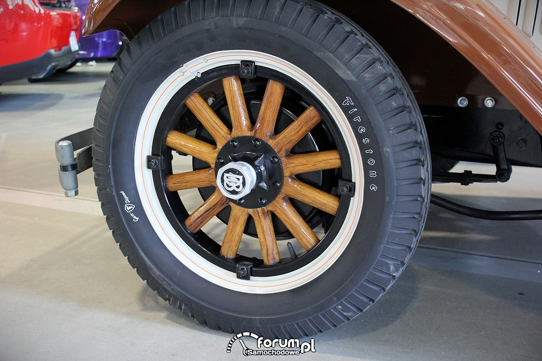 Dodge Brothers Victory Six, 1928 rok, drewniane felgi