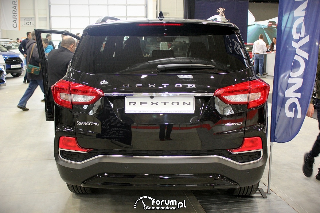 SsangYong Rexton, tył