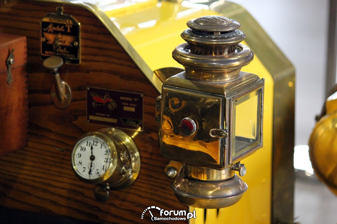 Boczna lampa, Ford T