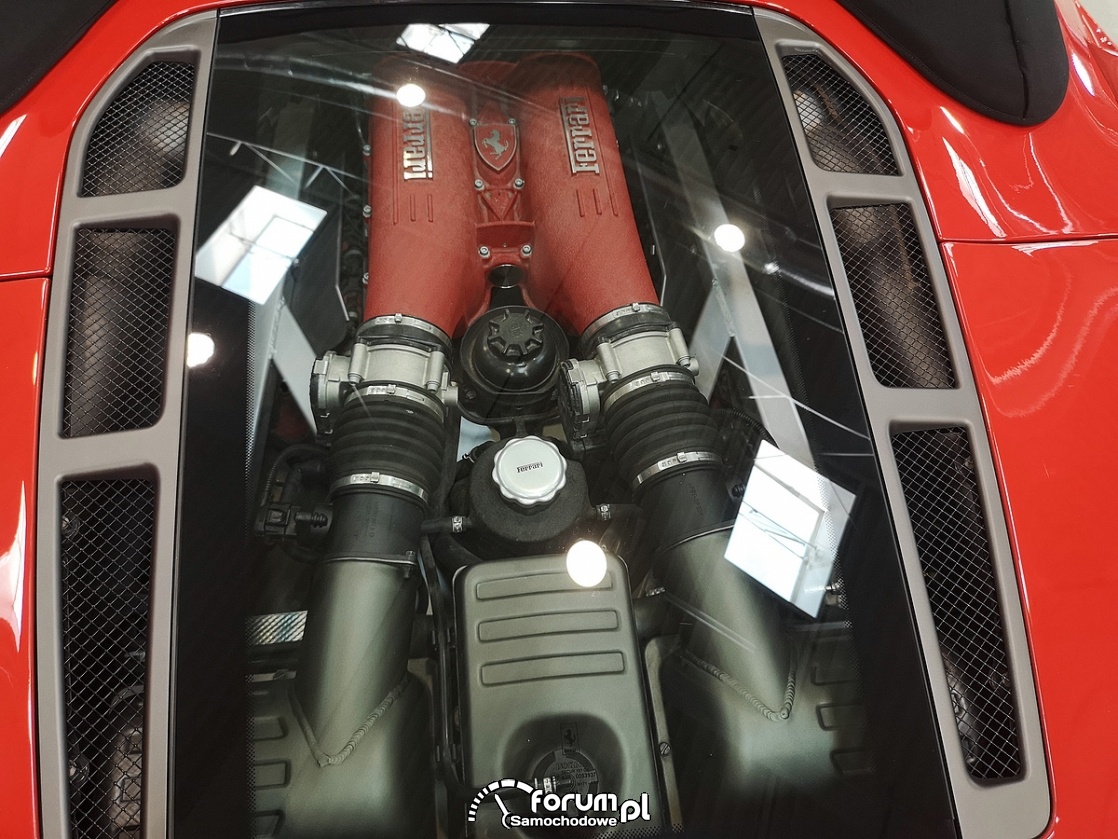 Ferrari 430 Pininfarina, silnik