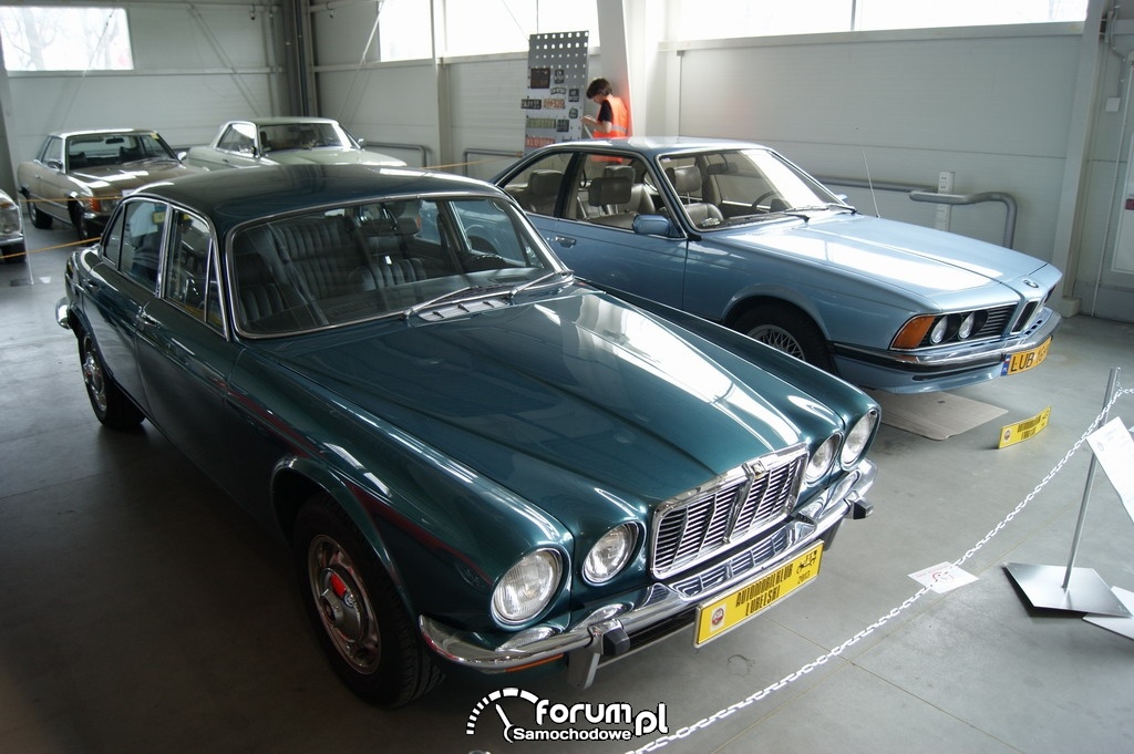 Jaguar XJ6 Seria II Long, 1977 rok, przód