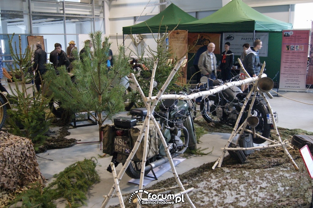 Motory, zasieki