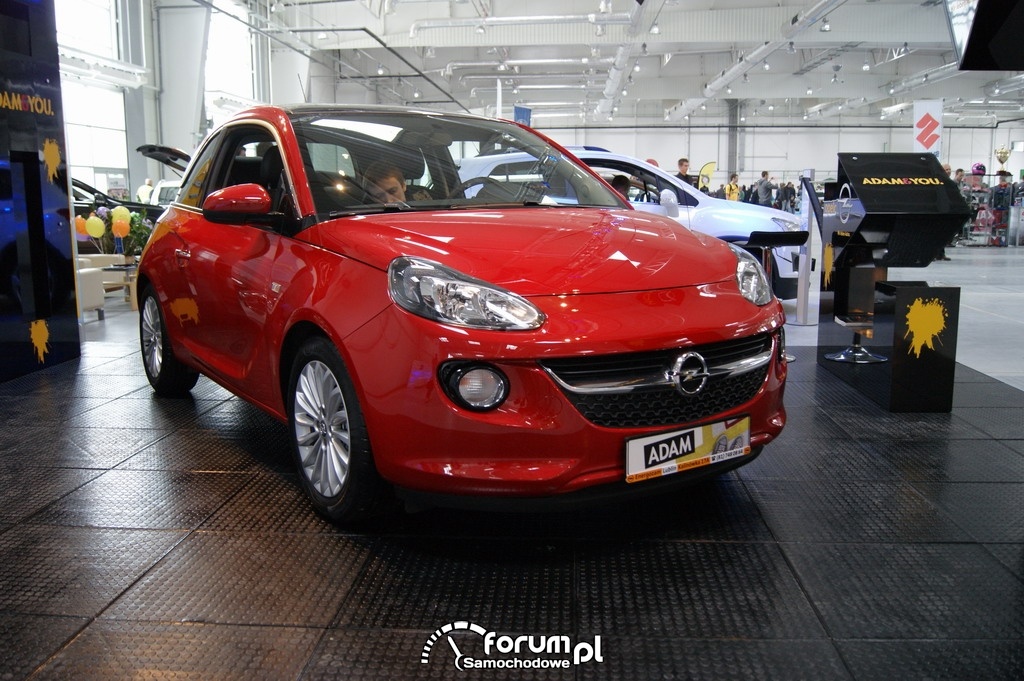 Opel Adam, przód