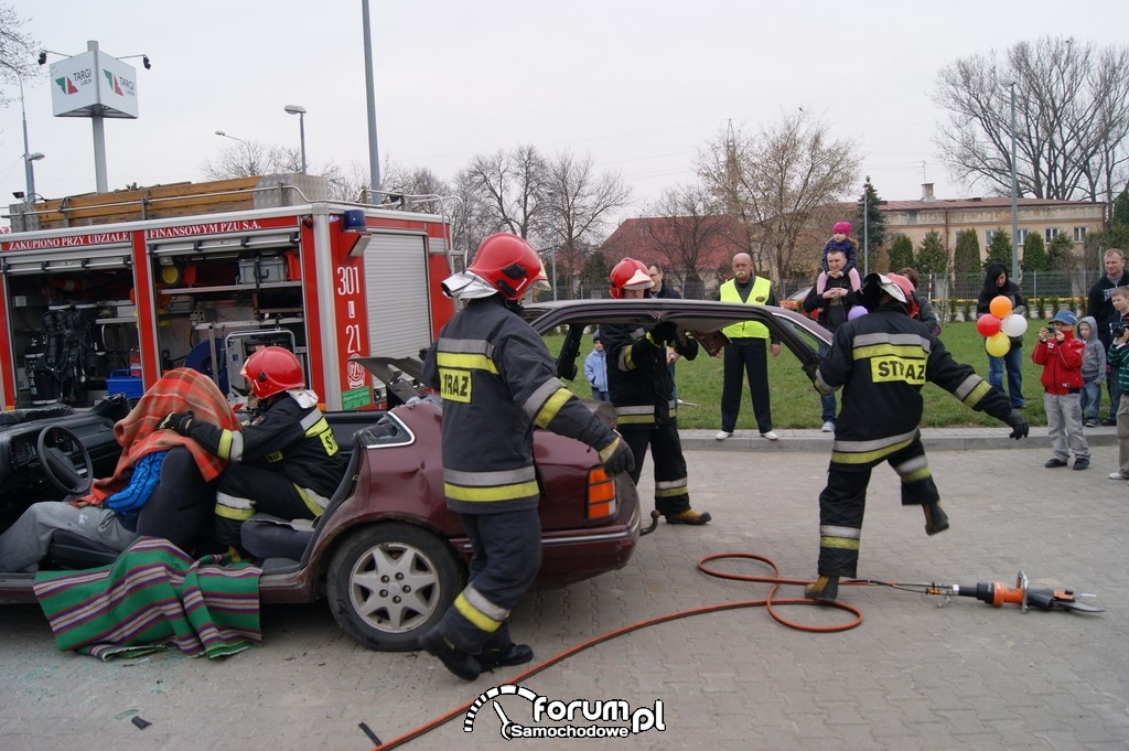 Pokazy ratownictwa drogowego, 16