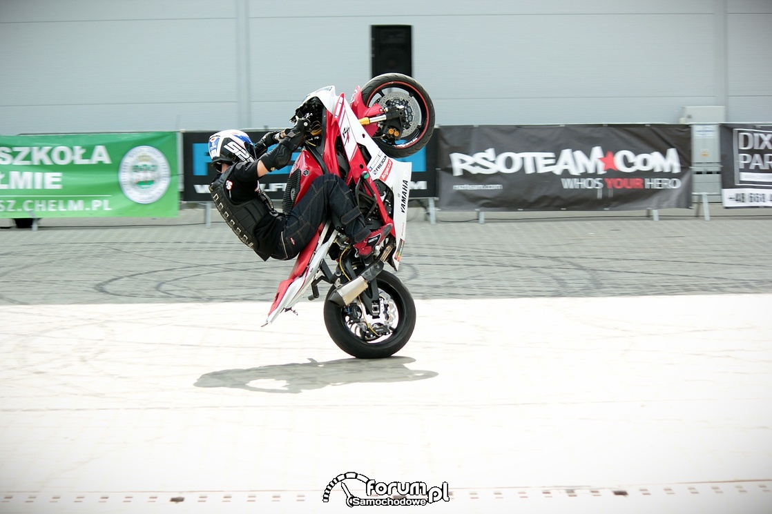 Stunt motocyklowy, 2