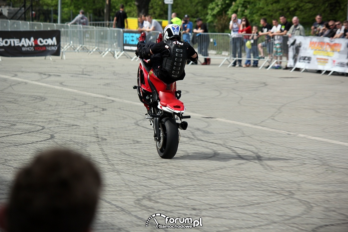 Stunt motocyklowy, Yamaha