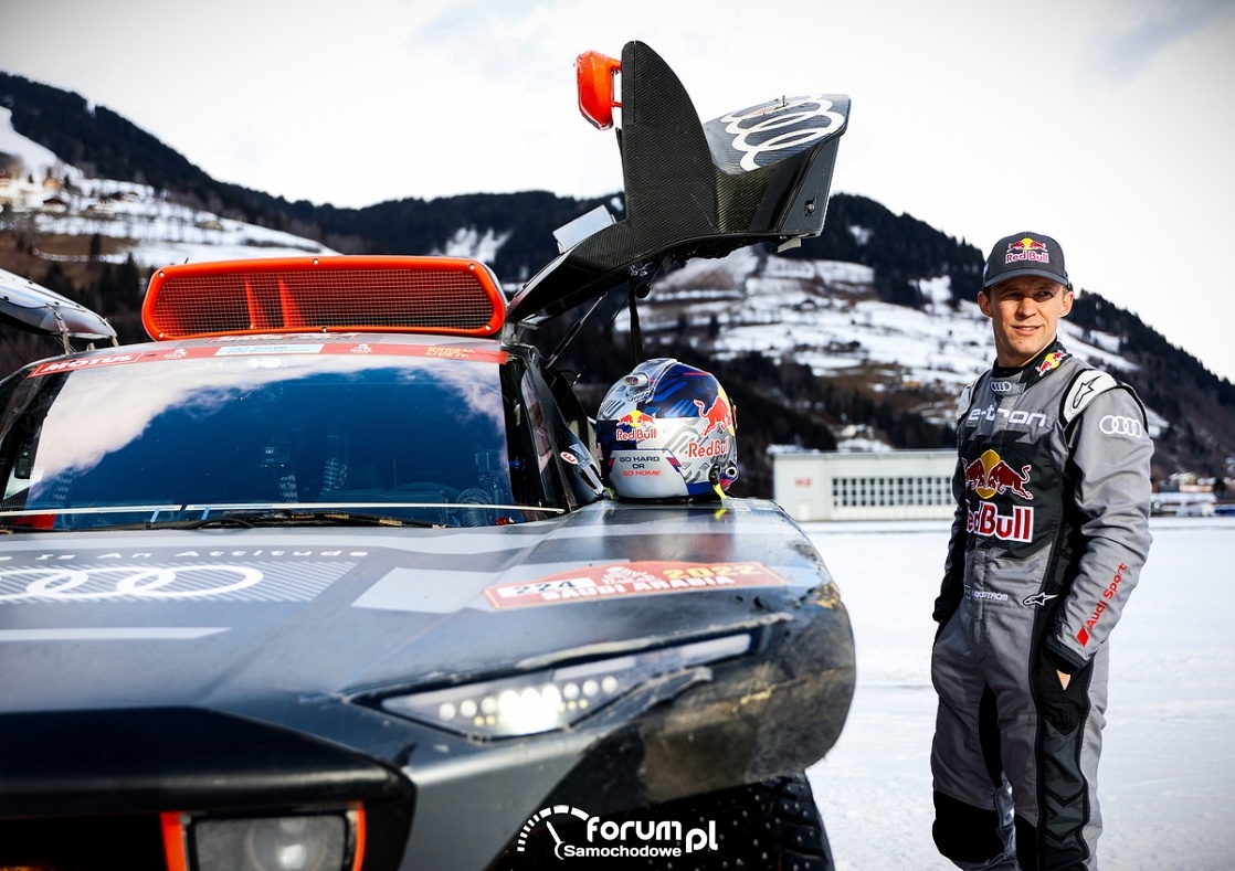 Ken Block zachwycony Audi RS Q e-tron
