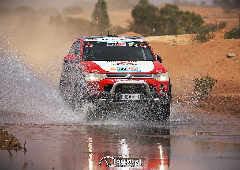 Outlander PHEV, Australasian Safari 2014