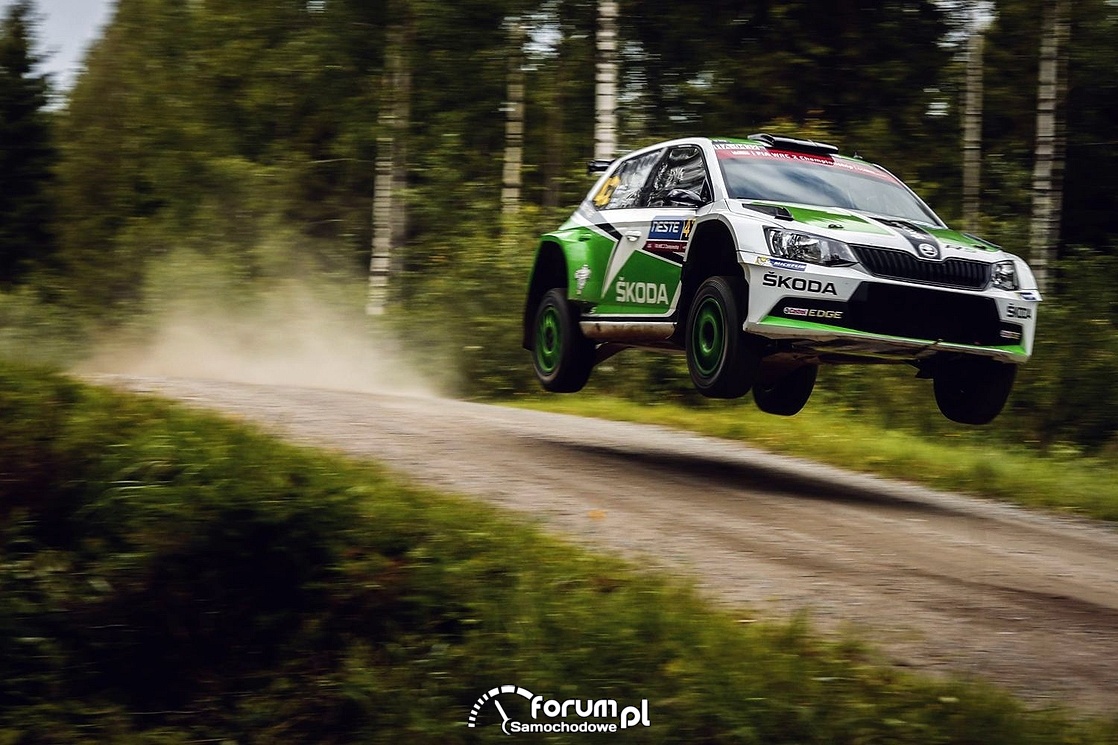 Skoda Fabia RS, podczas skoku
