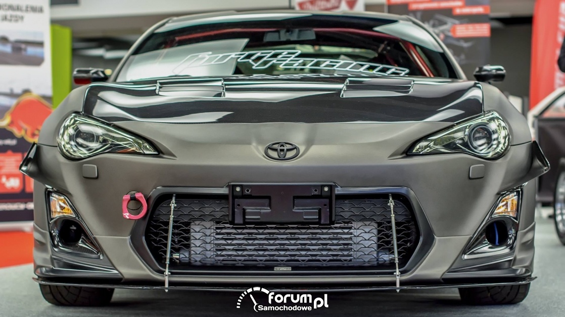 Toyota GT86 by Piotr, tuning, przód
