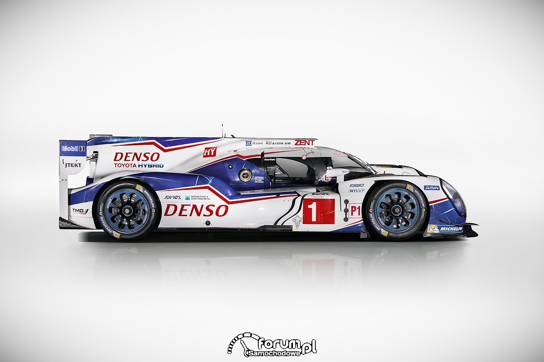 Toyota TS040 Hybrid, bolid hybrydowy, prawy bok