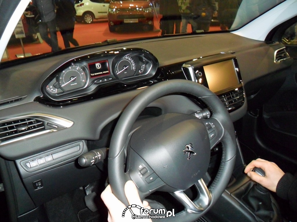 Peugeot RCZ, wnętrze