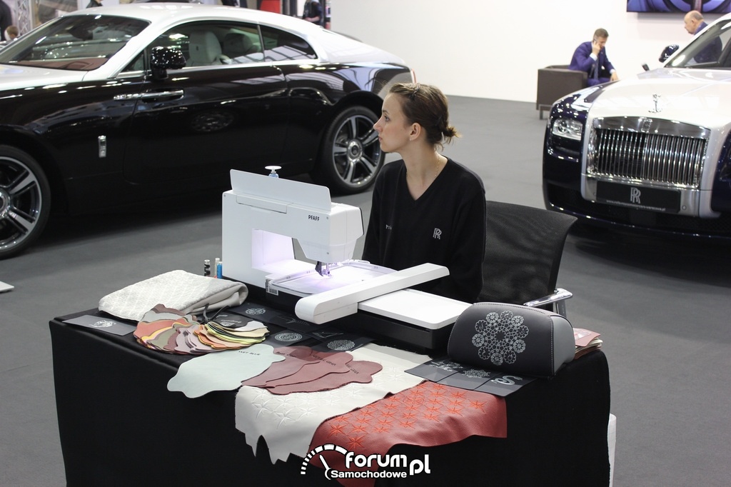 Rolls Royce, ręcznie wyszywane zagłówki