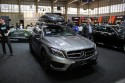 Mercedes GLA z boksem na dachu