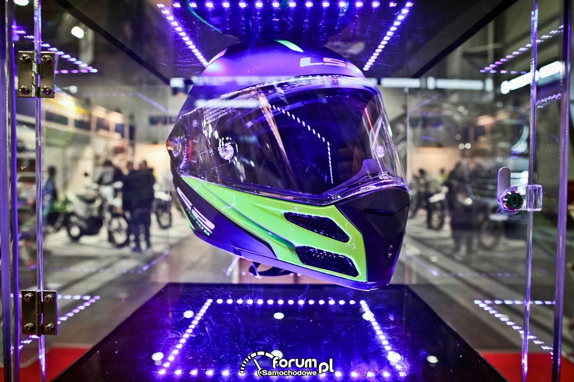 Kask zdjęcie Motor Show 2017 Poznań