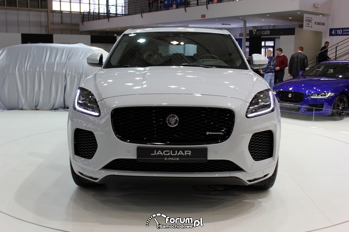 Jagual E-Pace, przód