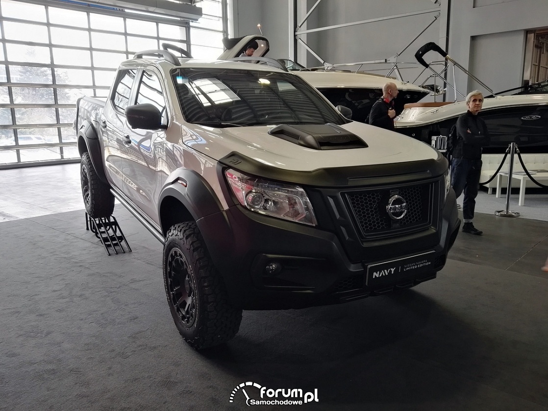 Nissan Navra NAVY Limited Edition
