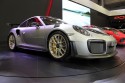 Porsche 911 GT2RS, bok