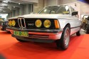 BMW E21 320, żółte światła