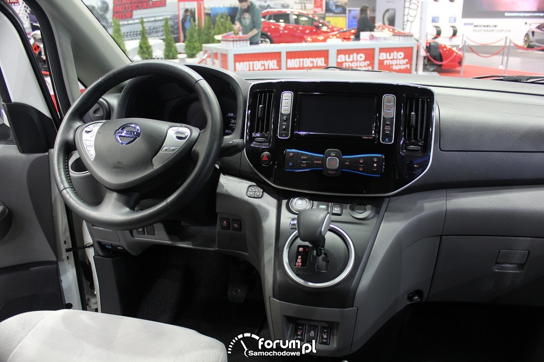 Nissan e-NV200, wnętrze