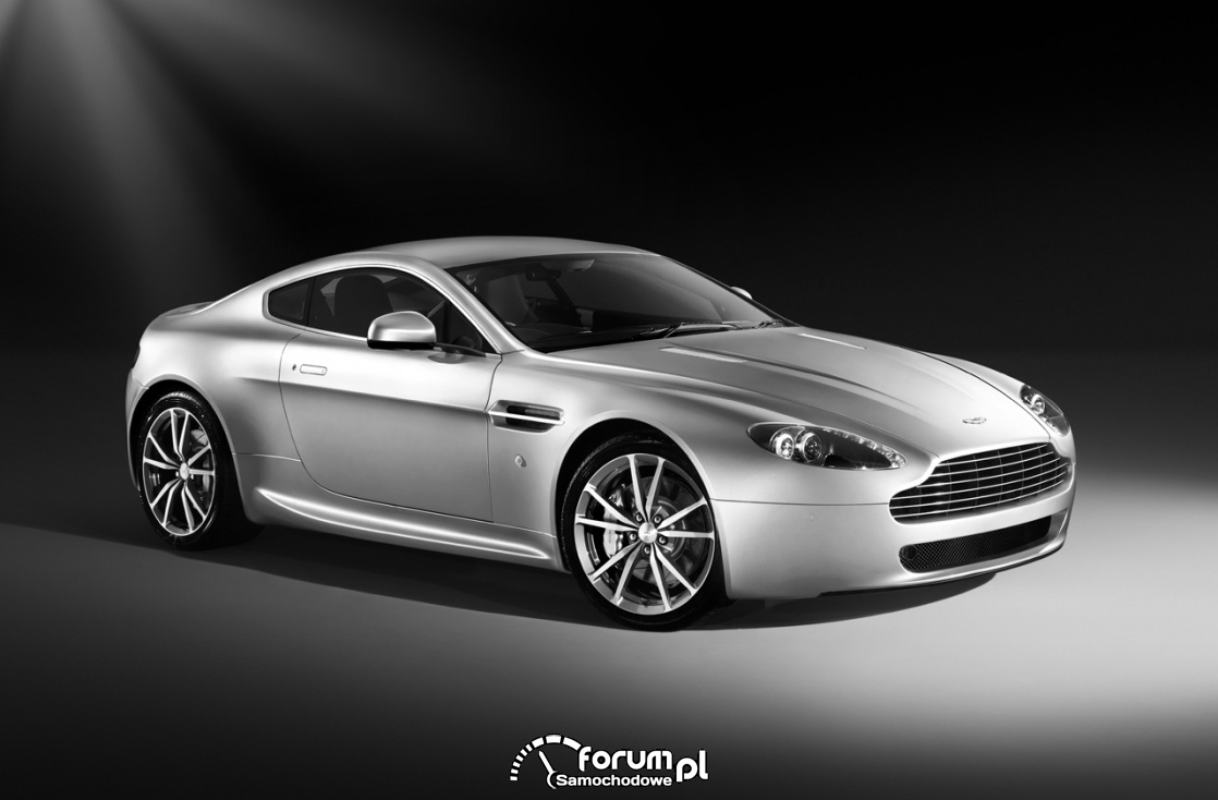 Aston Martin Vantage