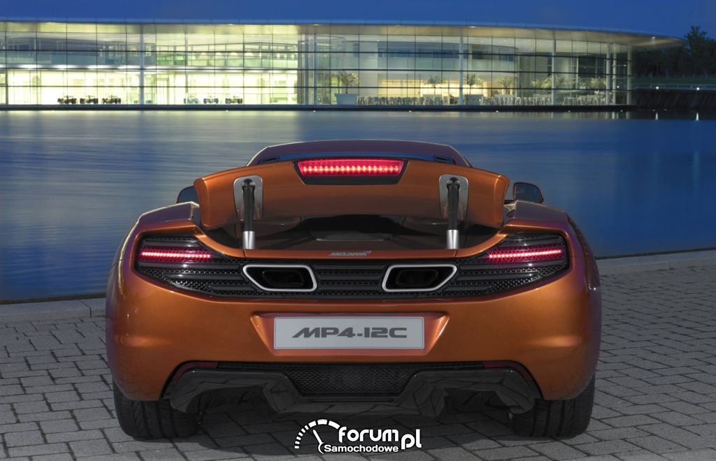 McLaren MP4-12C 6