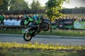 Stunt motocyklowy, jazda na przednim kole