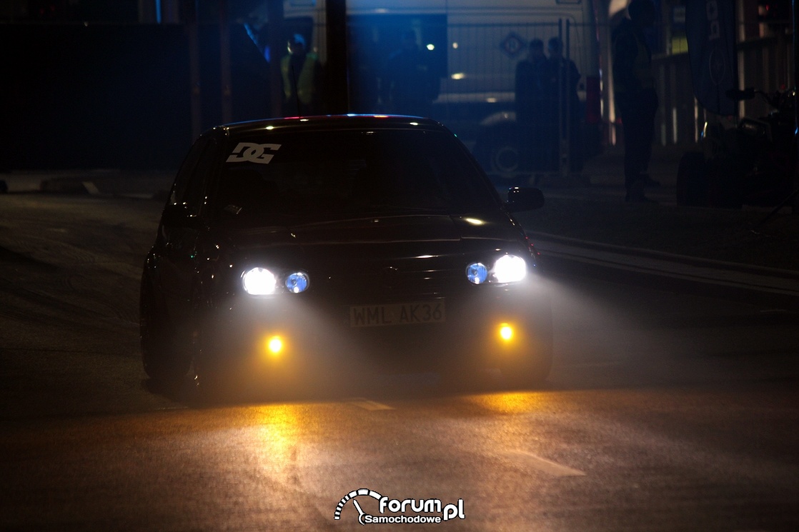 Światła samochodu, Volkswagen Golf IV