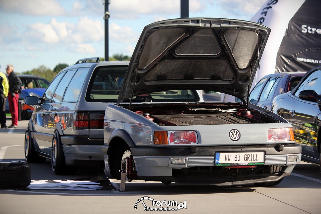 VW B3 Grill