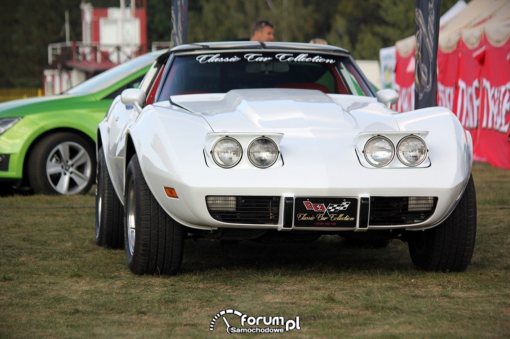 Chevrolet Corvette C3, przód