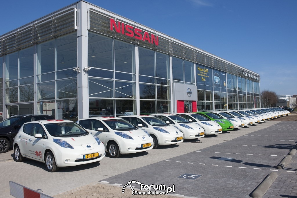 Ekologiczne taksówki elektryczne Nissan LEAF w Zurychu