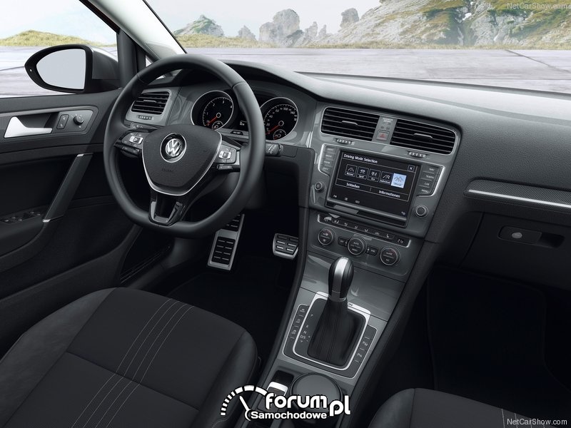 Volkswagen Golf Alltrack (2015)