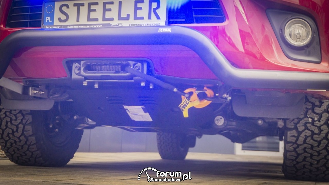 Toyota Hilux, wyciągarka - OSP - Steeler