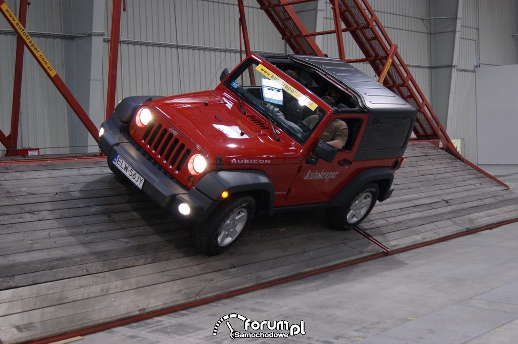 Jeep Wrangler, przejazd po rampie, 11