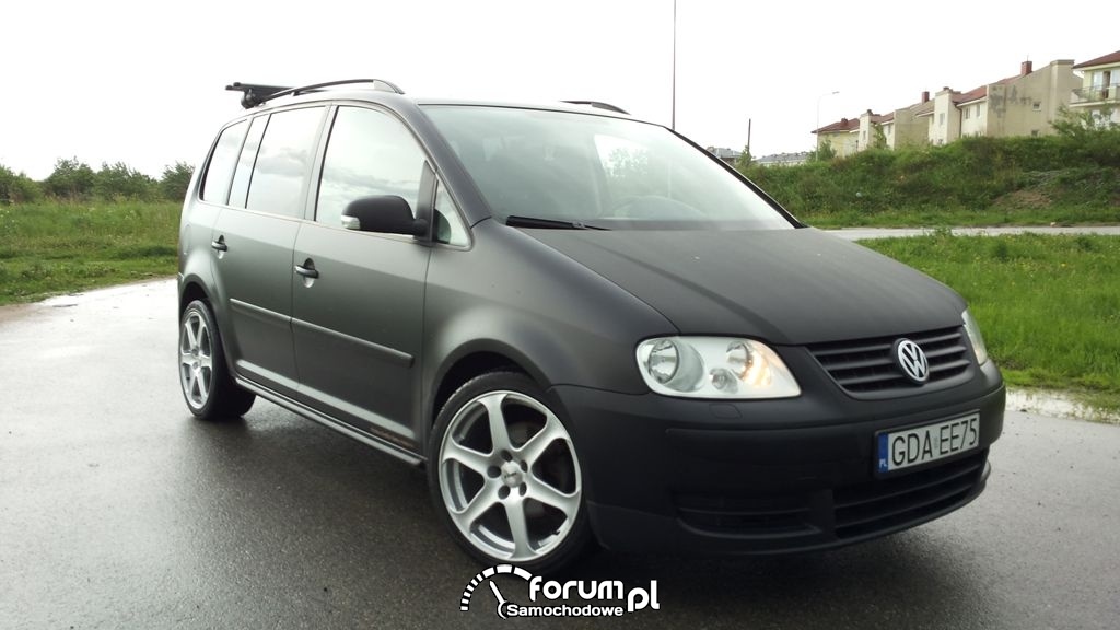 VW Touran zmiana koloru czarny Mat