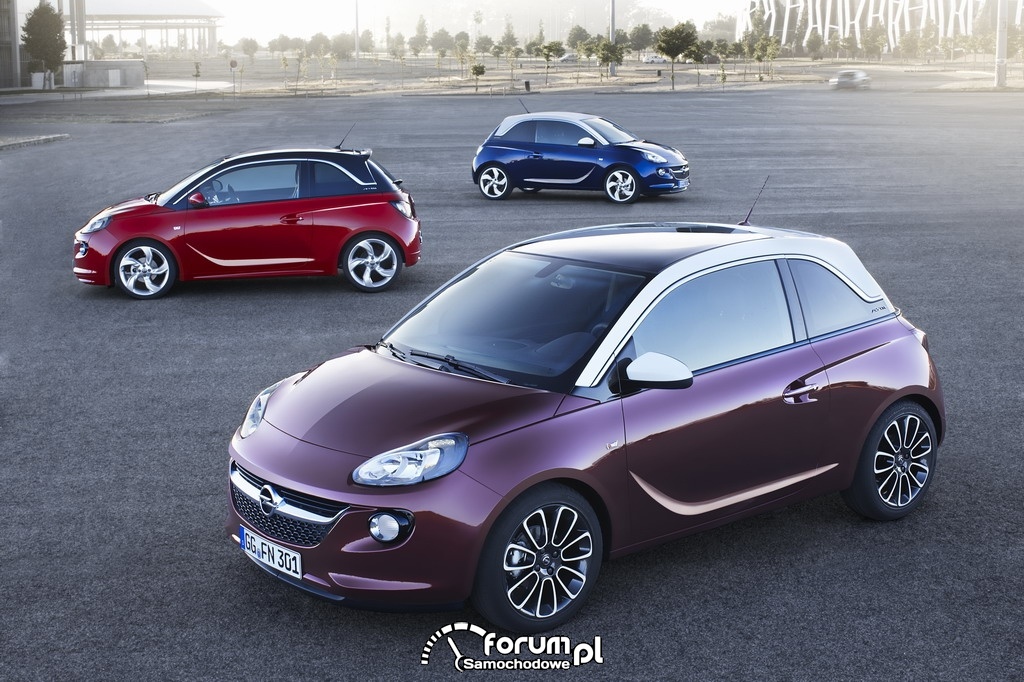 Opel ADAM GLAM (z przodu), Opel ADAM SLAM (w środku), Opel ADAM JAM (z tyłu)