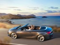 Opel Cascada, otwarty dach, bok