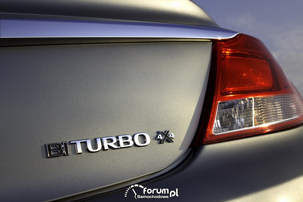 Opel Insignia, BiTurbo 4x4